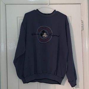 Vintage Mickey Mouse Crewneck Sweatshirt!